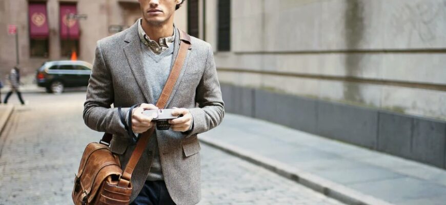 З чим комбінувати крос-боді сумку: стильні ідеї для чоловіків