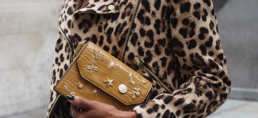 Стильні поєднання: з чим носити леопардову косуху у 2023 році