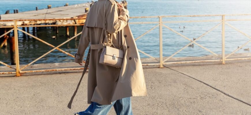 Стильні поради: як поєднувати широкі джинси з різним одягом?