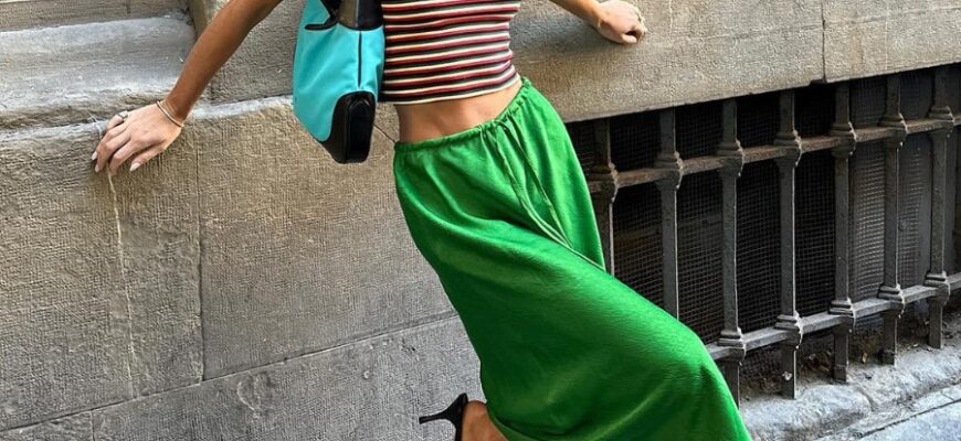 З чим носити шовкову спідницю: стильні поради та образи для літа