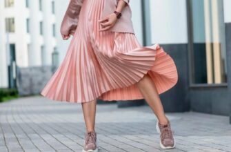 Як стильно поєднувати спідницю плісе: модні поради та тренди 2023
