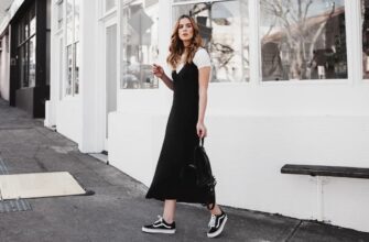 З чим поєднувати сукню-комбінацію: стильні ідеї та актуальні образи