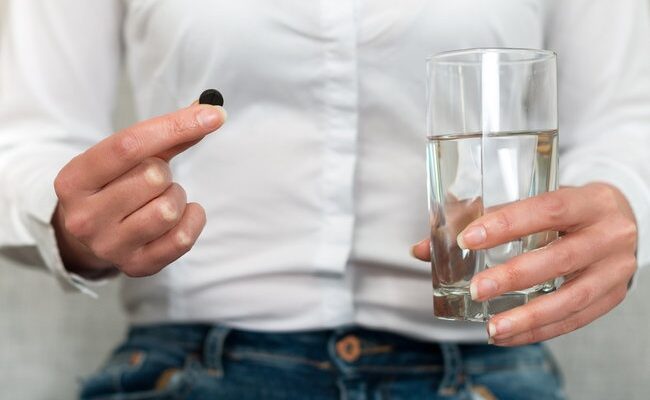 Ефективний спосіб вживання активованого вугілля перед алкоголем