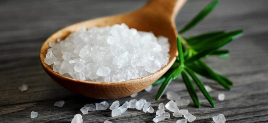 Чому варто включити морську сіль у свій раціон: користь для здоров’я
