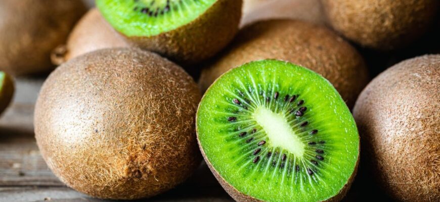 Кому не можна їсти ківі: протипоказання та поради для здоров’я