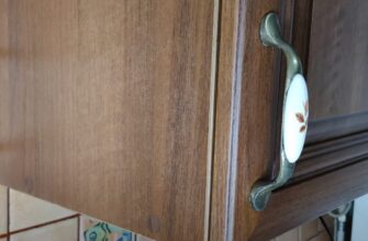 Як ефективно видалити жировий наліт із дерев’яних кухонних поверхонь