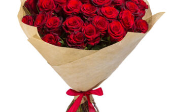 Значення букета з 35 троянд: що символізує така кількість квітів?