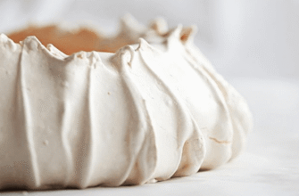 Різниця між меренгою та безе: в чому полягають головні відмінності?