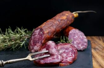 Чи треба варити ковбасу після копчення: поради та рекомендації