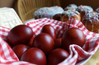 Як фарбувати яйця в цибулинні: покрокова інструкція для ідеального результату