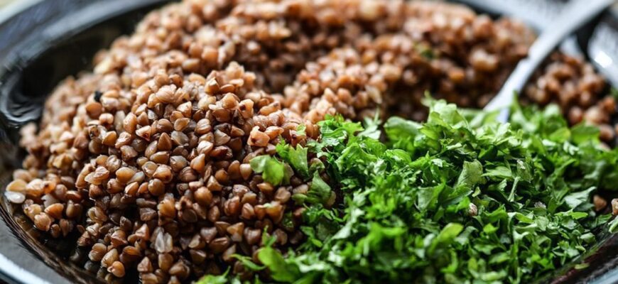 Як варити гречку, щоб вона була розсипчастою: поради та секрети