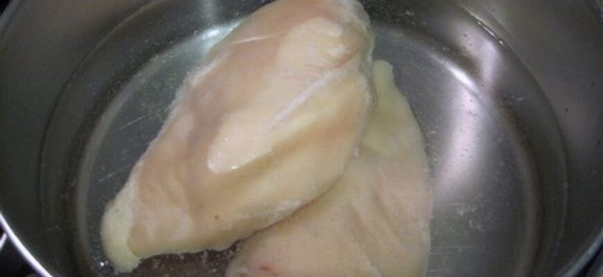 Як варити курячу грудку: прості поради для ідеальної страви