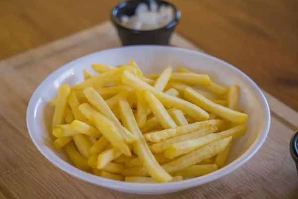 Чи варто змивати крохмаль із картоплі перед смаженням: поради експертів Чи варто змивати крохмаль із картоплі перед смаженням: поради експертів