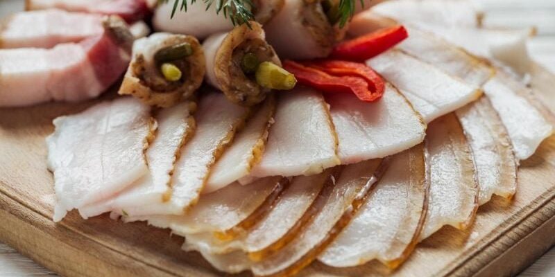 Чи можна їсти варене сало: користь та ризики для здоров’я Чи можна їсти варене сало: користь та ризики для здоров’я