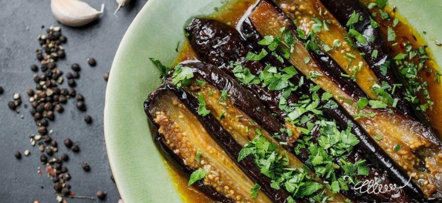 Готувати баклажани смачно: прості й апетитні рецепти приготування