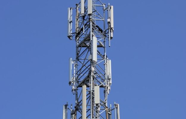 «Як визначити джерело сигналу: знайомство з вишками мобільного зв’язку»