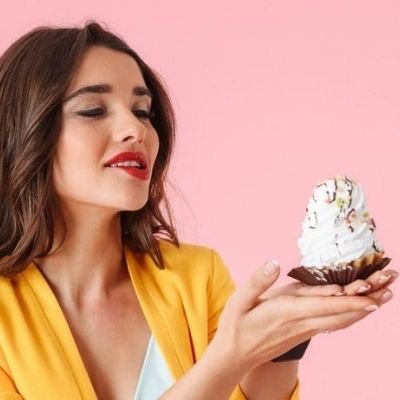 Чому під час місячних хочеться їсти: причини та поради для жінок Чому під час місячних хочеться їсти: причини та поради для жінок