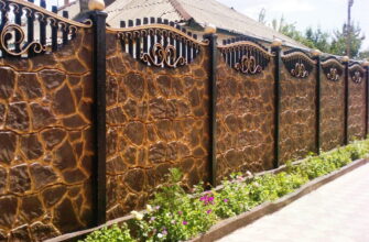 Кращі матеріали для фарбування залізобетонного паркану: що обрати?