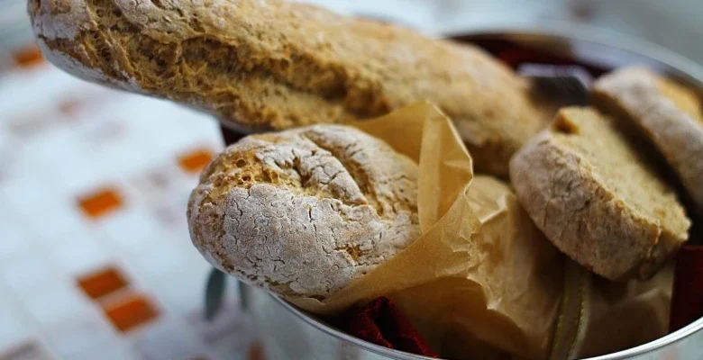 Який хліб можна їсти при гастриті: рекомендації та поради дієтолога