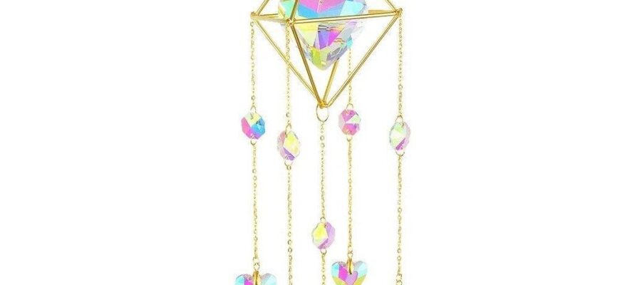 Чи дозволено вішати ловець снів на вікно: поради та рекомендації