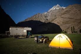 Що таке кемпінг: основні поняття, переваги та поради для новачків