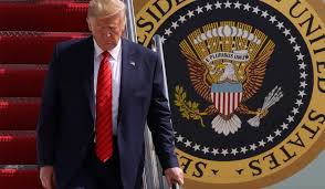 Що таке імпічмент: процедура, причини та наслідки відсторонення