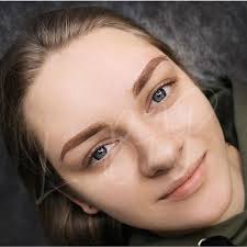 Що таке корекція брів: види, техніки та поради для ідеального вигляду Що таке корекція брів: види, техніки та поради для ідеального вигляду