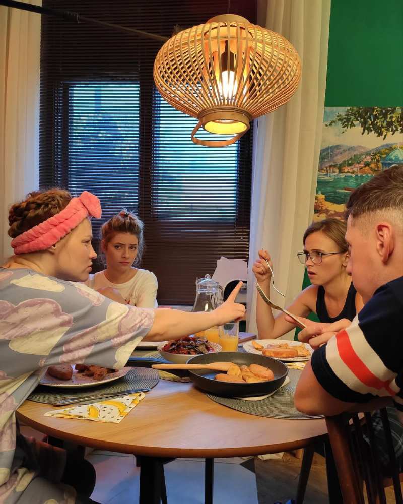 Нові актори серіалу Встигнути до 30