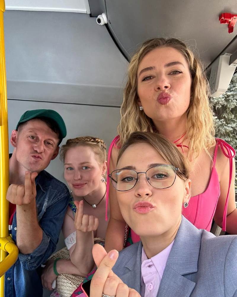 Актори серіалу Встигнути до 30