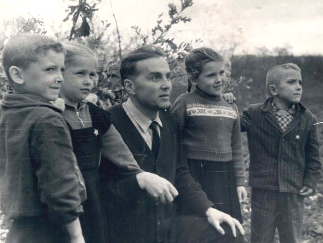 Василь Сухомлинський