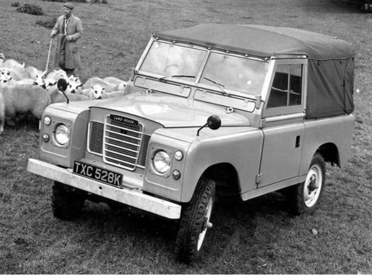 Позашляховик Land Rover та Range Rover