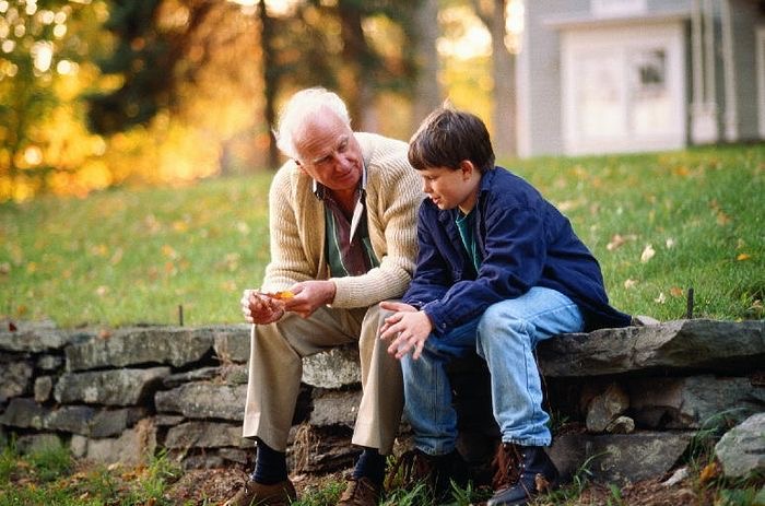 Дідусь і внук