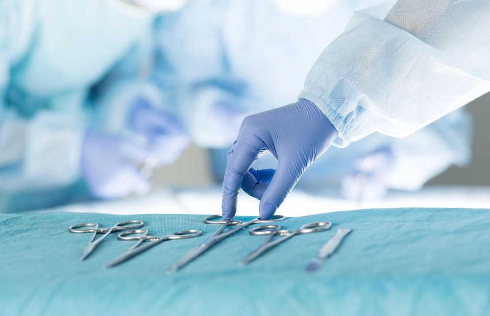 Оперативне лікування пахової грижі