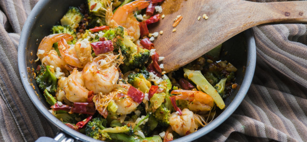 Креветки з овочами