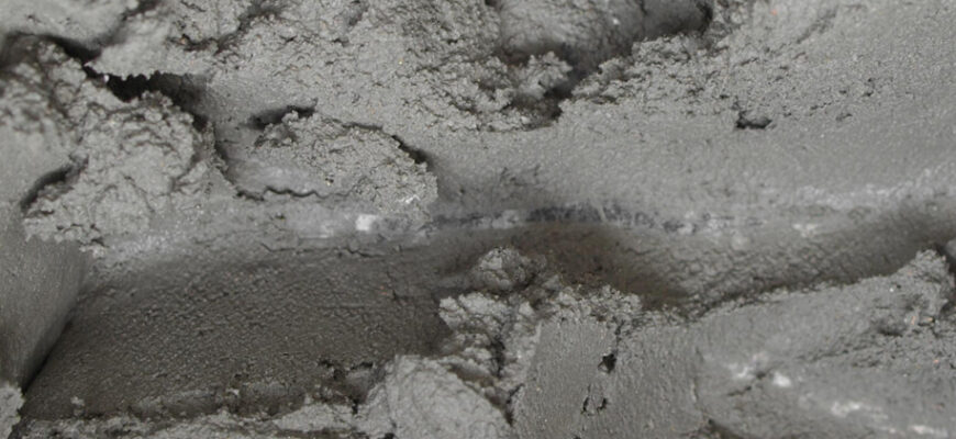 Чи можна змішувати мокрий пісок із цементом: корисні поради та нюанси