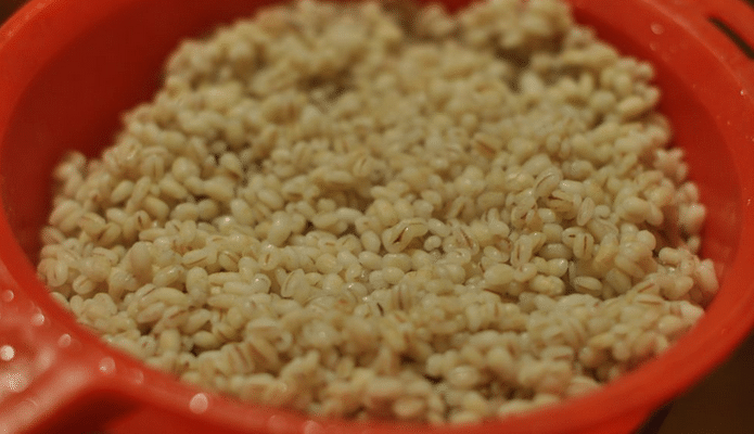 Як варити перловку, щоб була розсипчаста: поради та секрети приготування