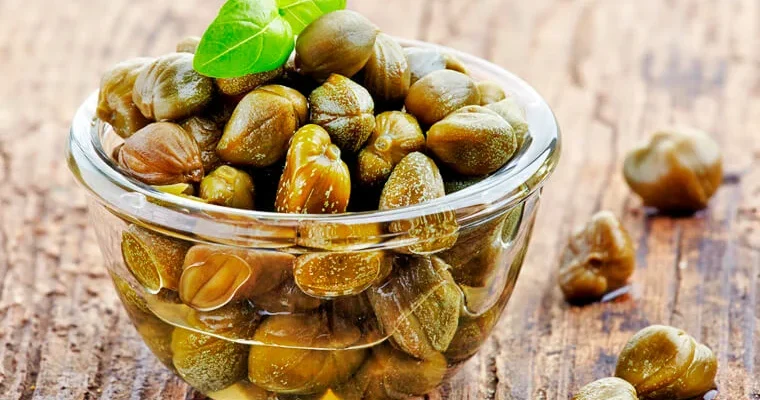 Що нагадує за смаком каперси: огляд смакових аналогів та корисних властивостей