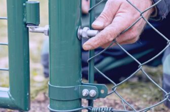 Що вставити в сітку рабицю: найкращі ідеї для вашого саду та двору