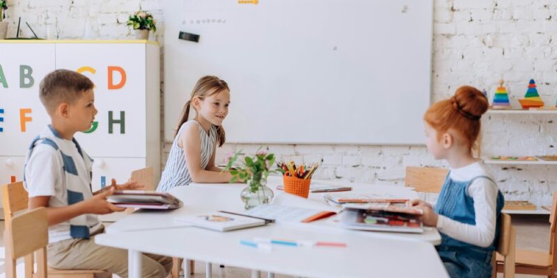 Ідеї для творчого оформлення шкільного класу: натхнення та поради