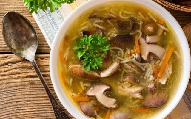 Як варити грибну юшку з сушених грибів: покроковий гід для новачків