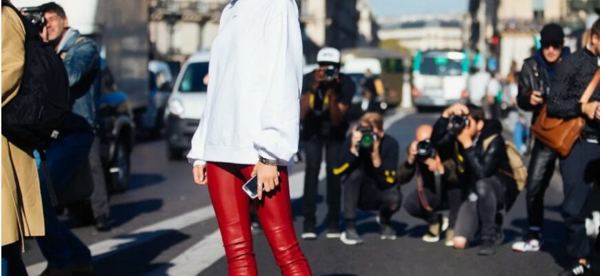 Стильний вибір: вдягайте червоні лосини з легкістю та елегантністю