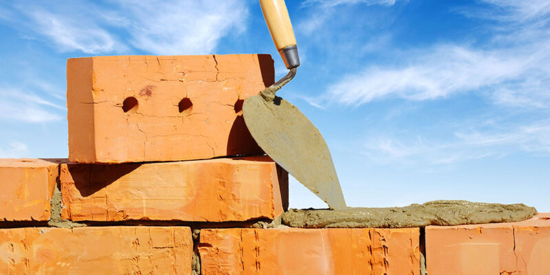 Скільки важать дві цеглини: дізнайтесь точну вагу та особливості