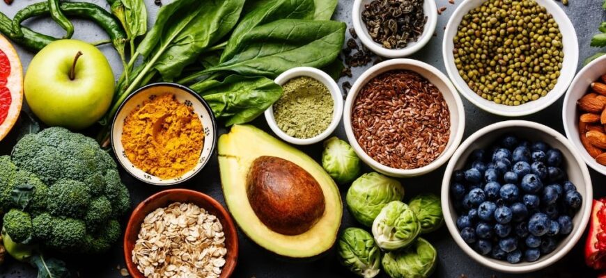 Що їсти для зростання кісток: оптимальне харчування для міцності скелету