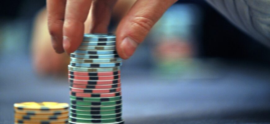 Сотні популярних слотів на гроші: огляд апаратів казино MonoSlot