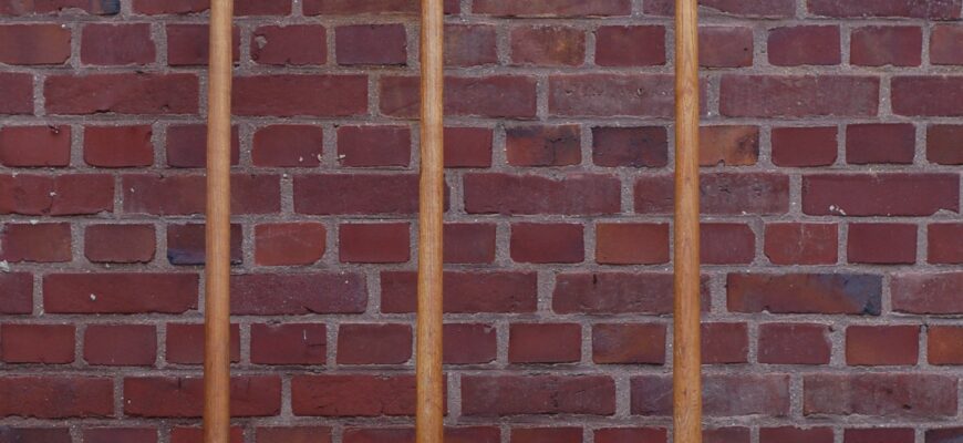 Як працює лопата: основи ефективного використання садового інструменту