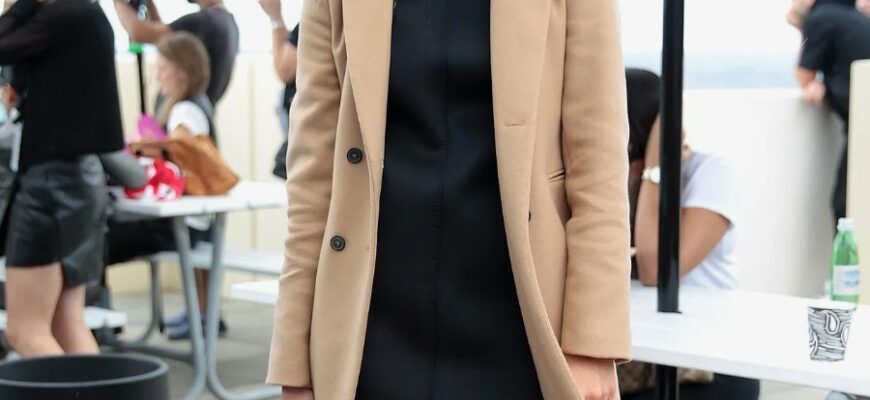 Верхній одяг для сукні: ідеальні поєднання з будь-яким фасоном