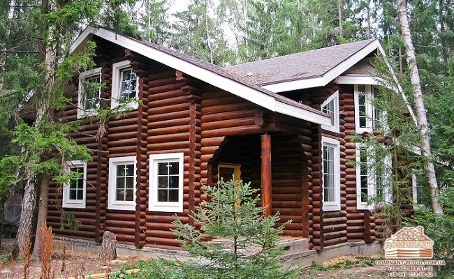 Обираємо вікна для дерев’яного будинку: пластикові чи дерев’яні?