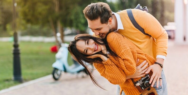 Як конструктивно обговорити проблему з партнером без конфліктів: поради