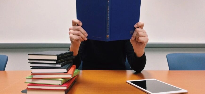 Як дипломна робота формує вашу кар’єру: ключові аспекти впливу