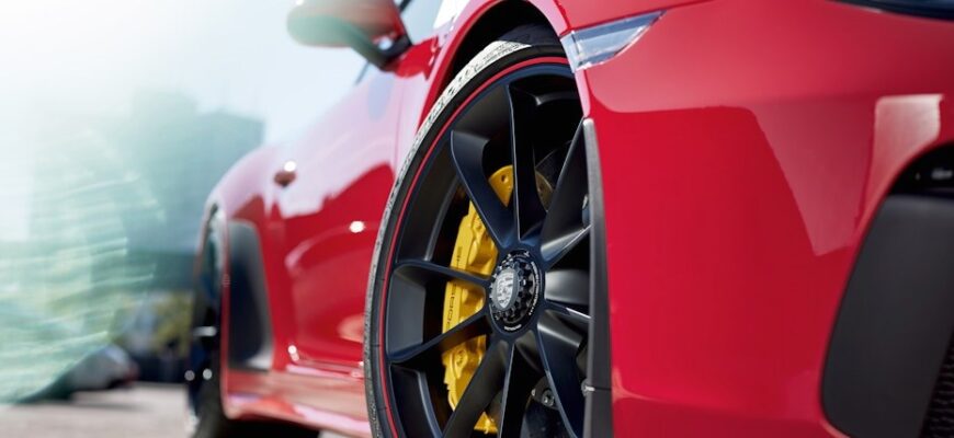 Вплив вибору шин на динаміку руху та безпеку автомобілів Porsche Вплив вибору шин на динаміку руху та безпеку автомобілів Porsche